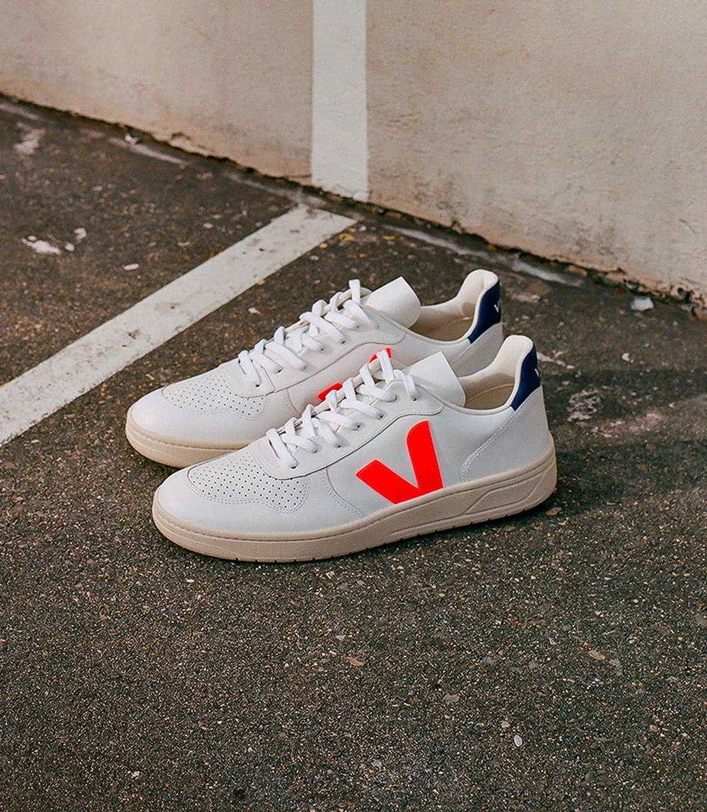 Veja Trainers Mens White/Orange - V-10 Leather - ZGNR-31975